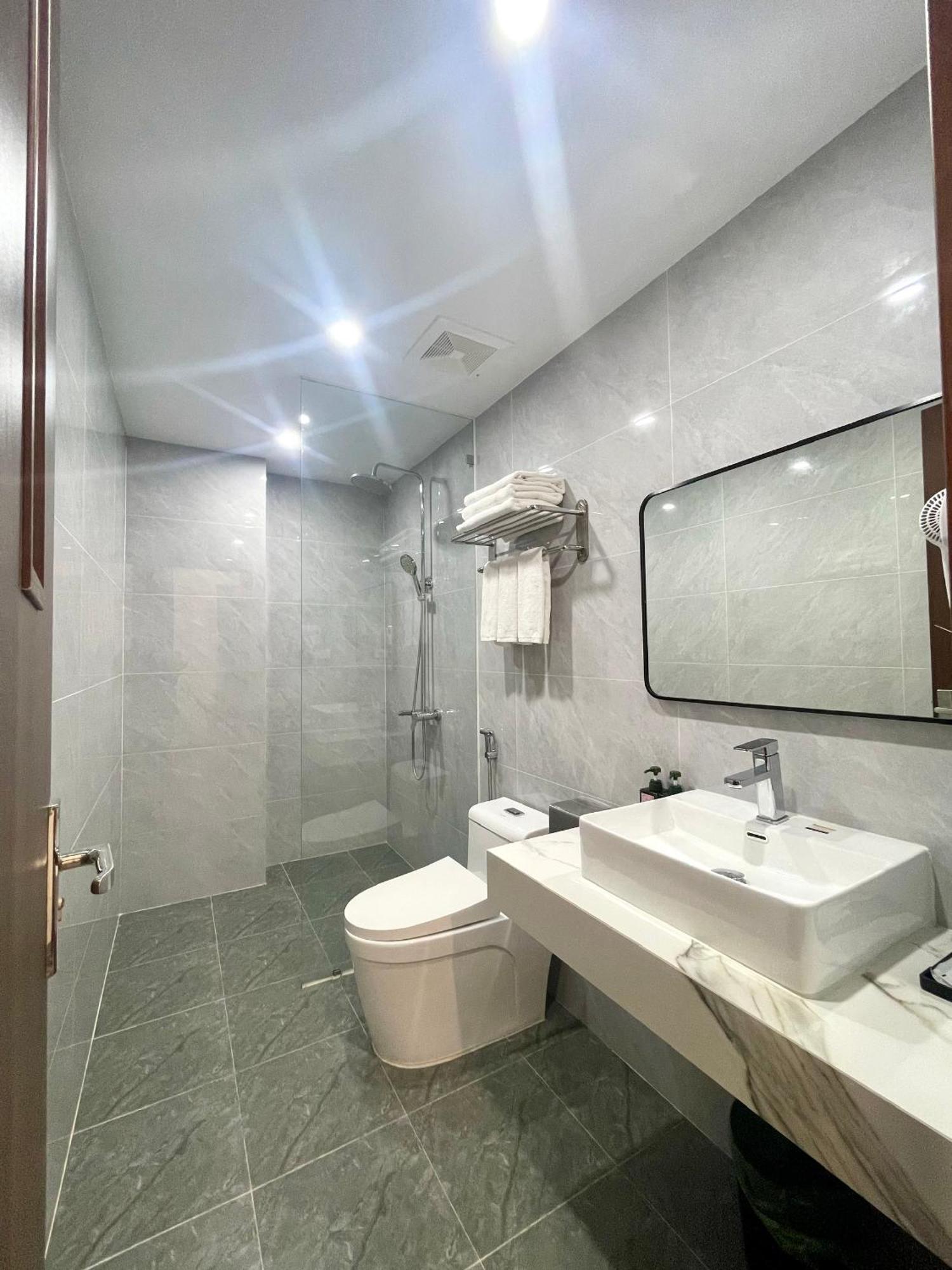 Central Halong Hotel Ha Long Luaran gambar